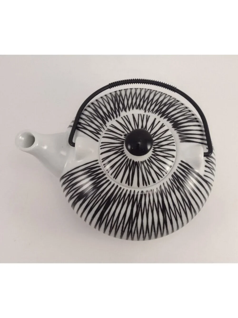 PIER 1 TEAPOT Akina Porcelain Black & White Tea Hand Painted Abstract Ceramic